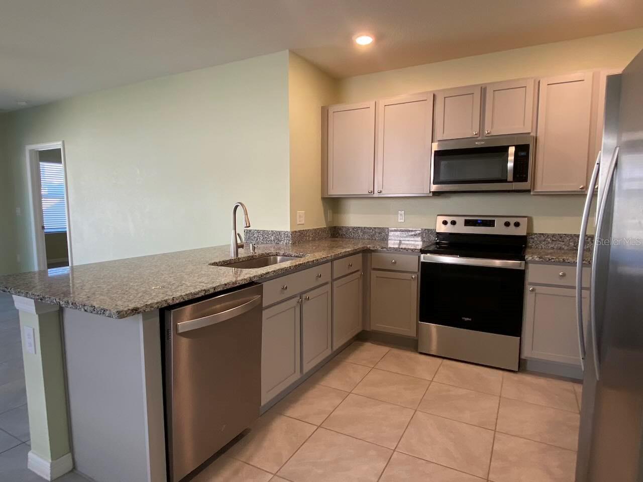 33801 JASMINE STAR LOOP, WESLEY CHAPEL, FL, 33543
