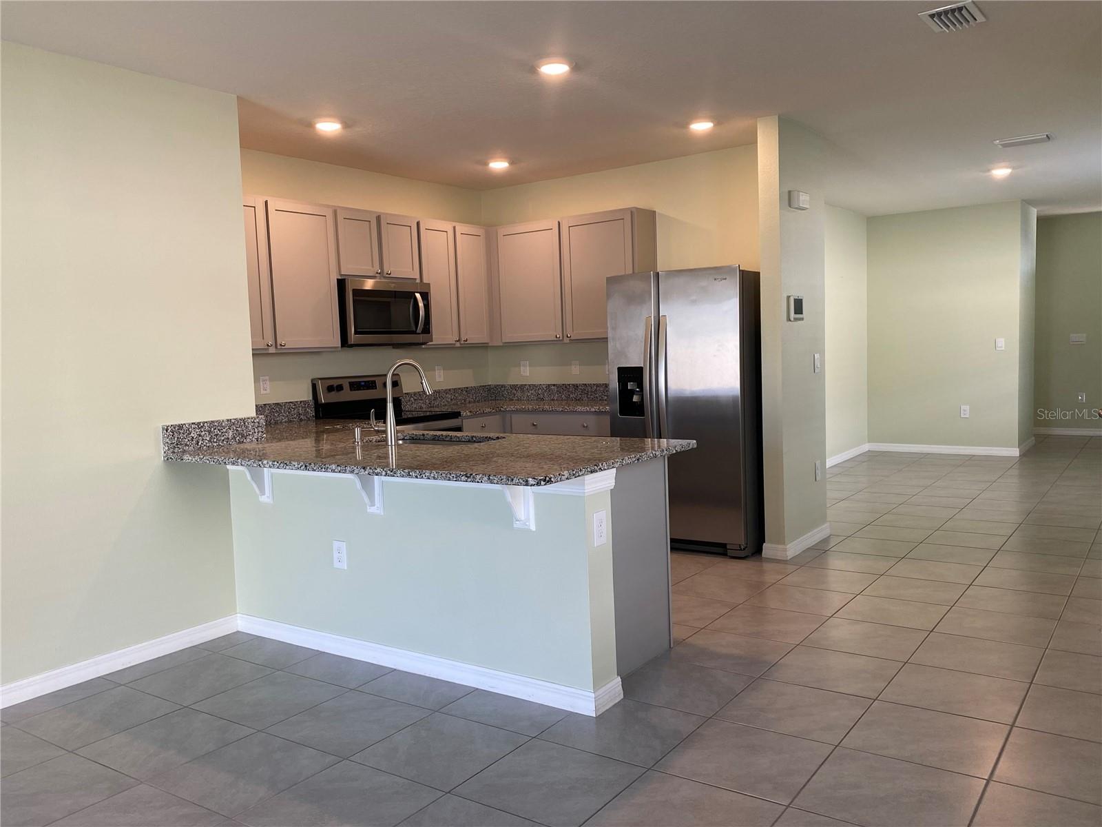 33801 JASMINE STAR LOOP, WESLEY CHAPEL, FL, 33543