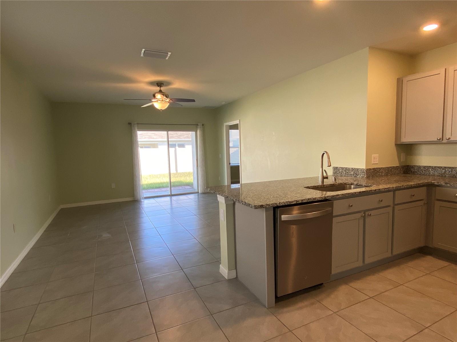 33801 JASMINE STAR LOOP, WESLEY CHAPEL, FL, 33543