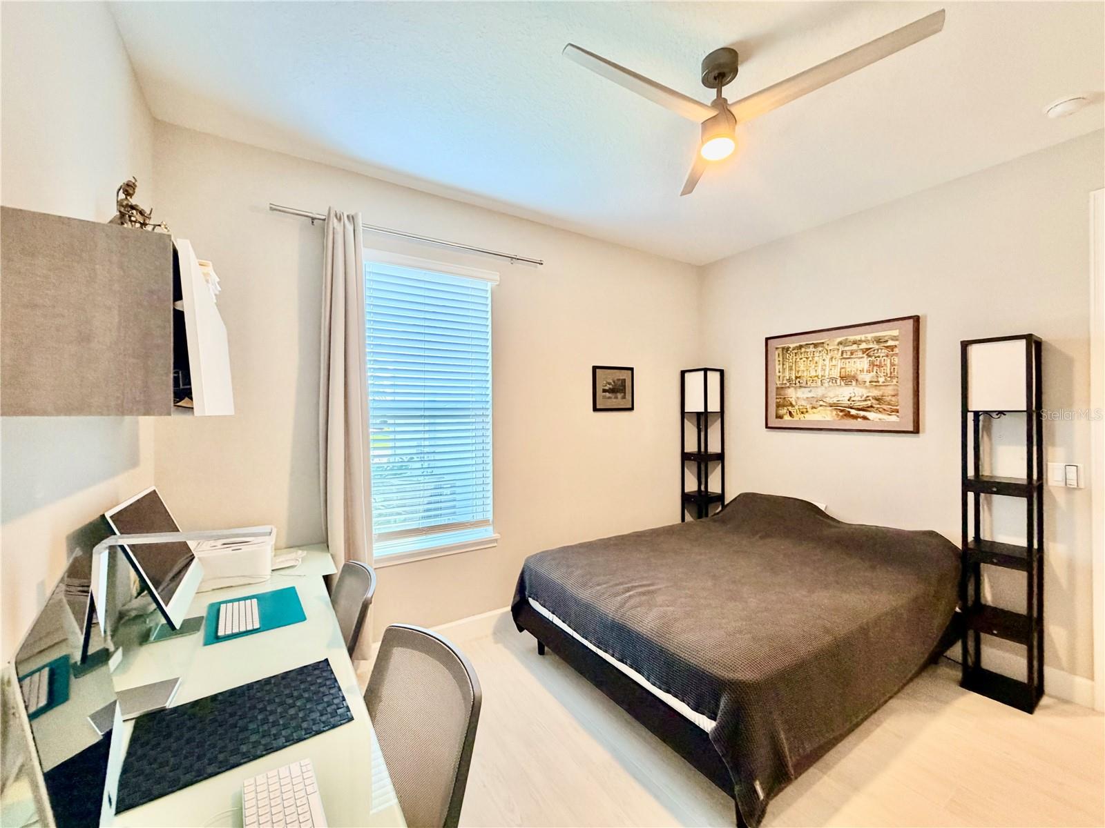 6111 MESA GLEN, BRADENTON, FL, 34203