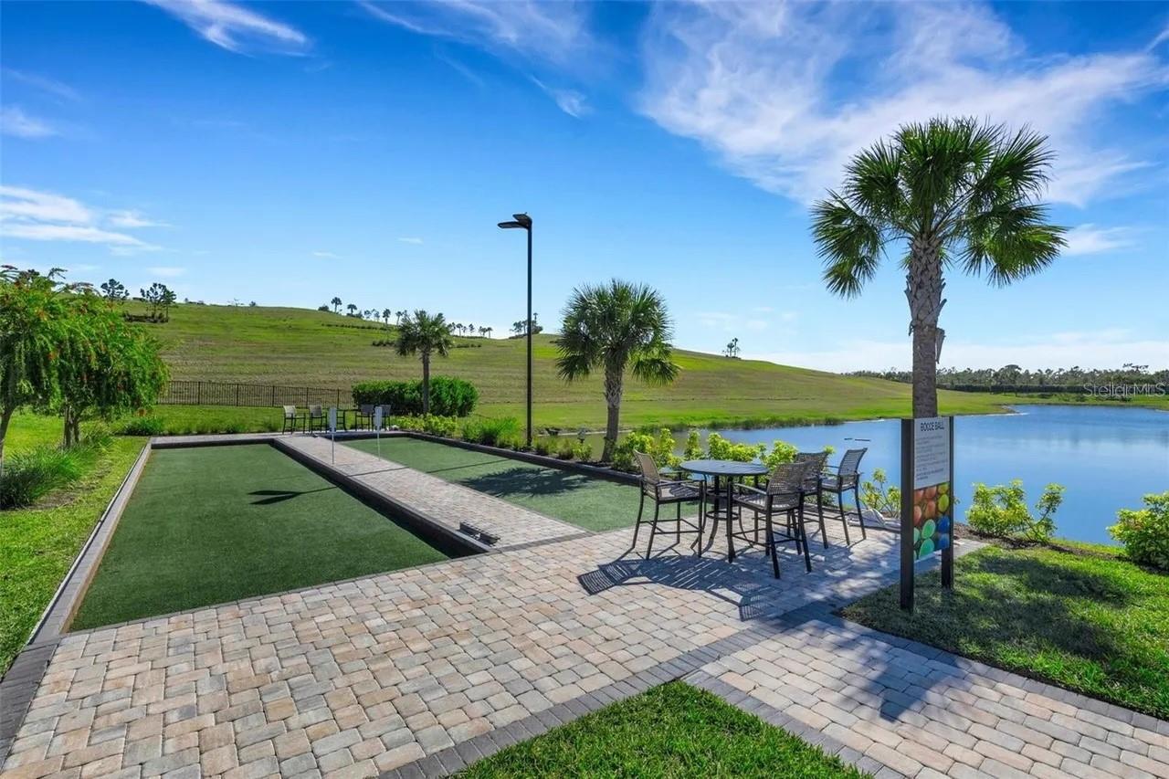 6111 MESA GLEN, BRADENTON, FL, 34203