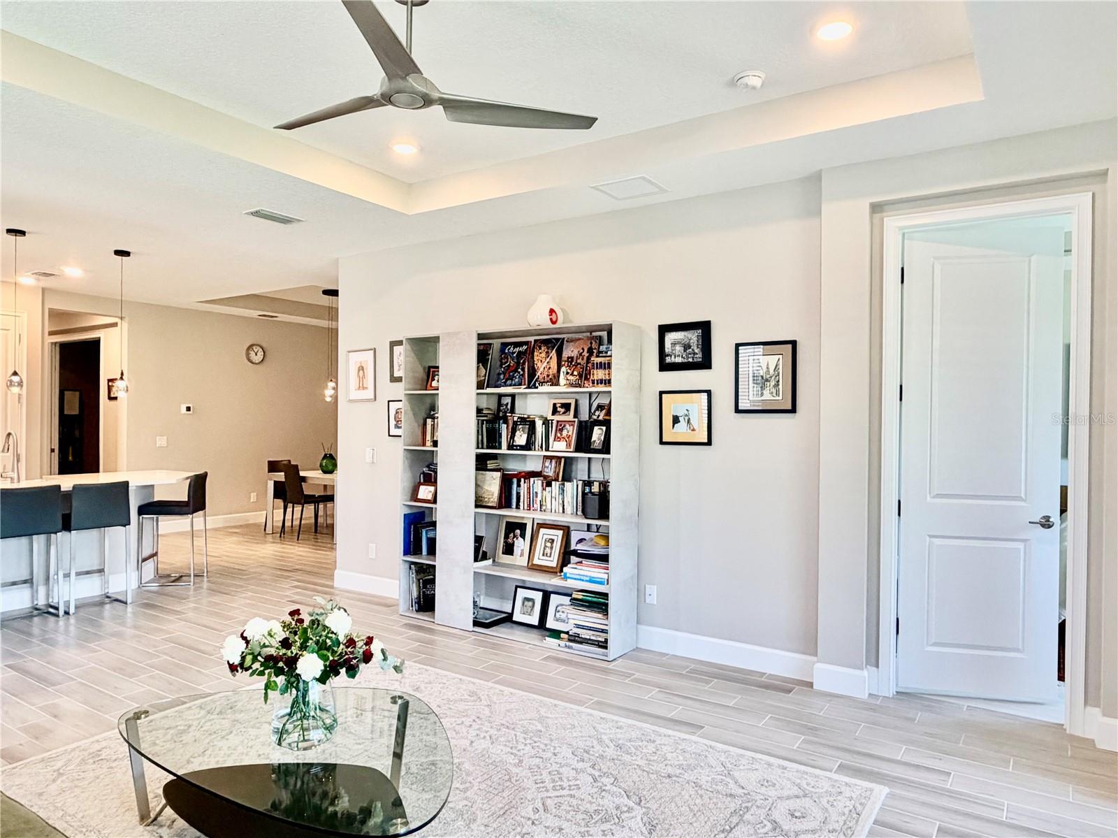 6111 MESA GLEN, BRADENTON, FL, 34203