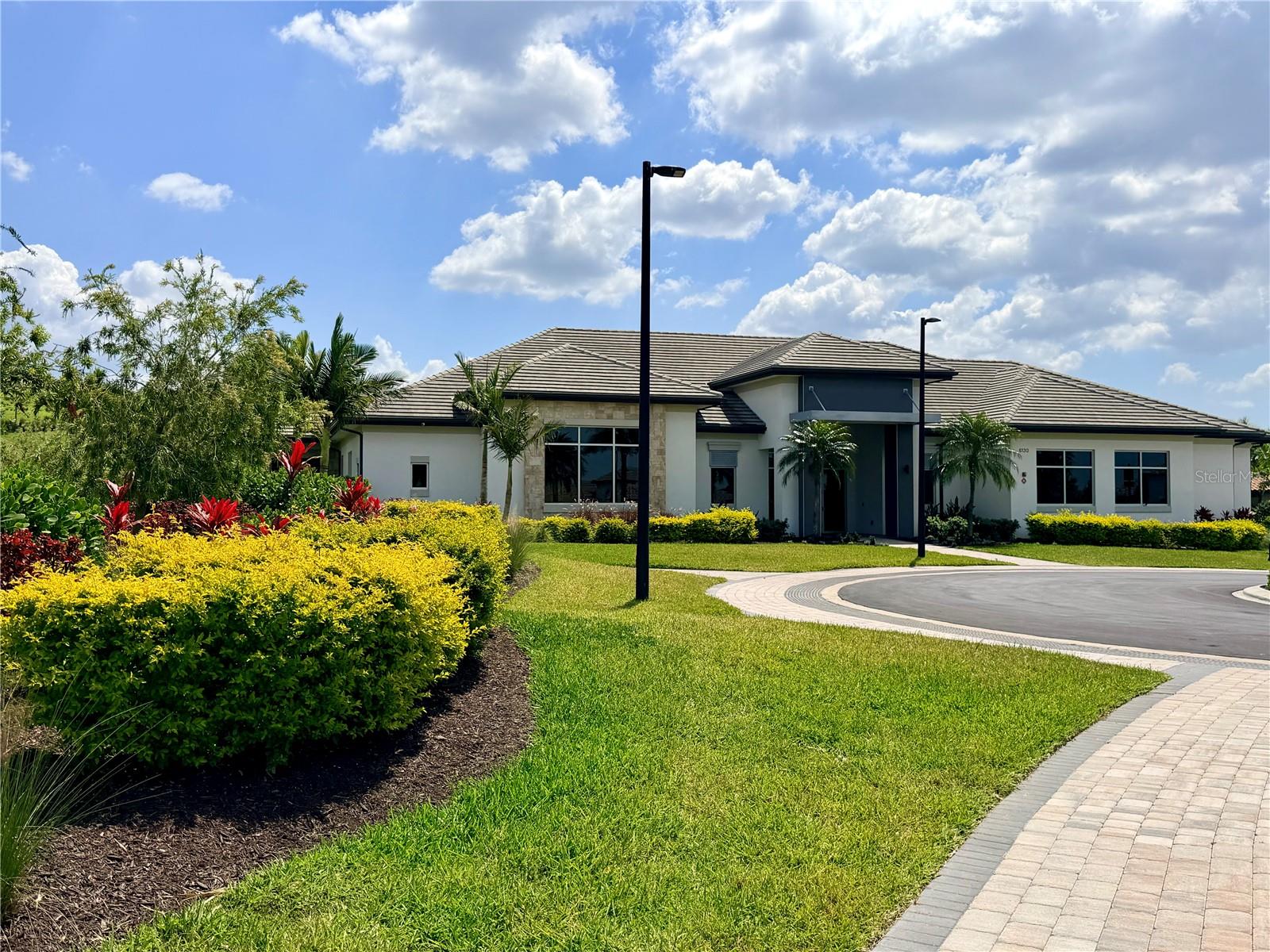 6111 MESA GLEN, BRADENTON, FL, 34203