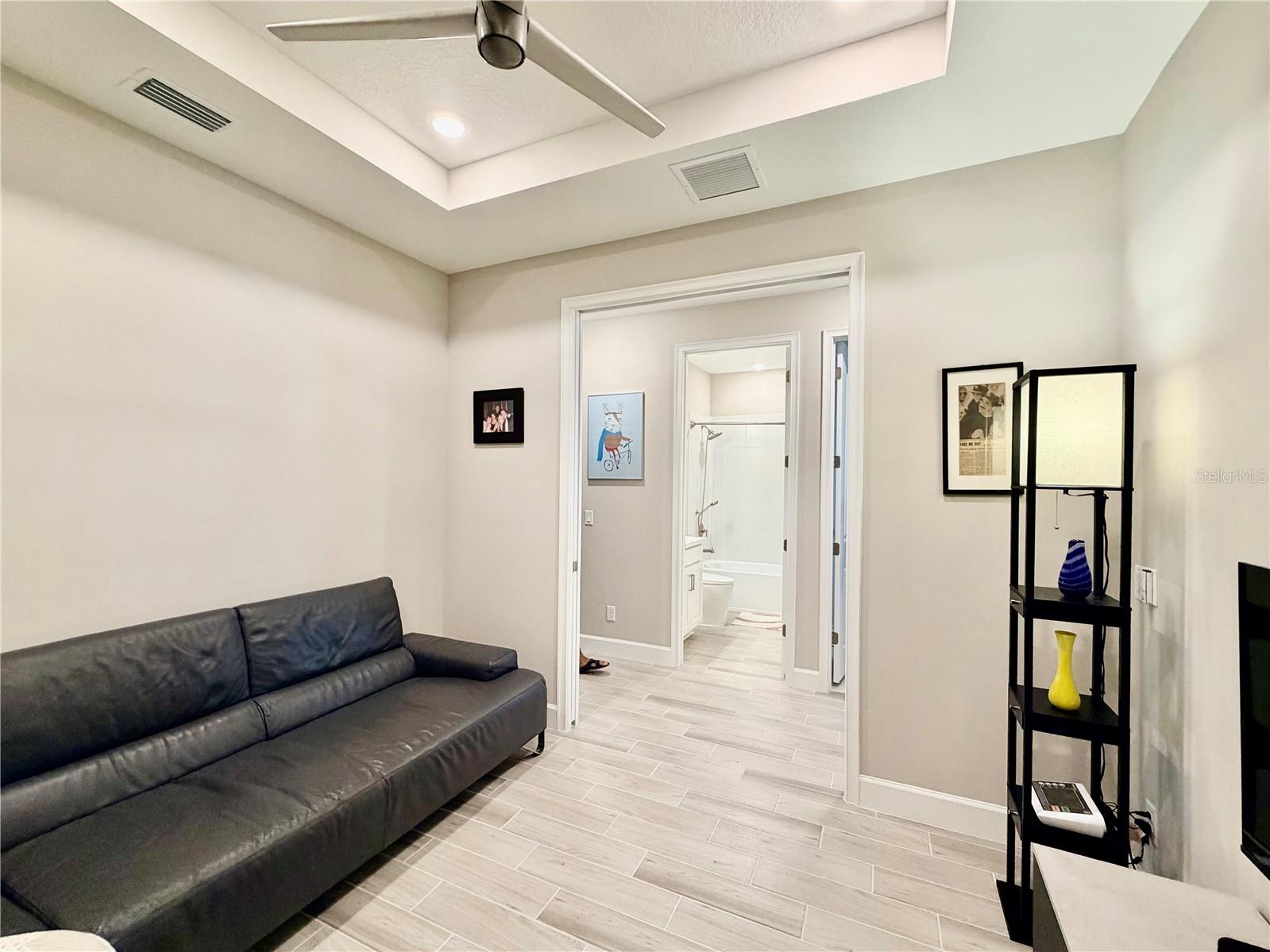 6111 MESA GLEN, BRADENTON, FL, 34203