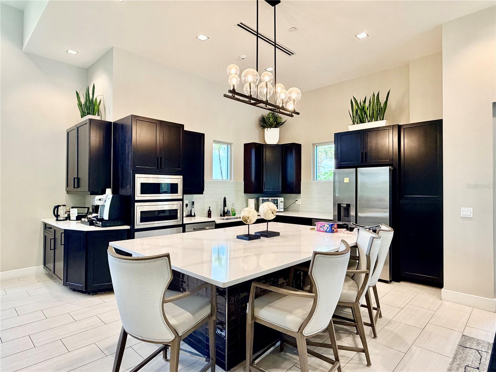 6111 MESA GLEN, BRADENTON, FL, 34203