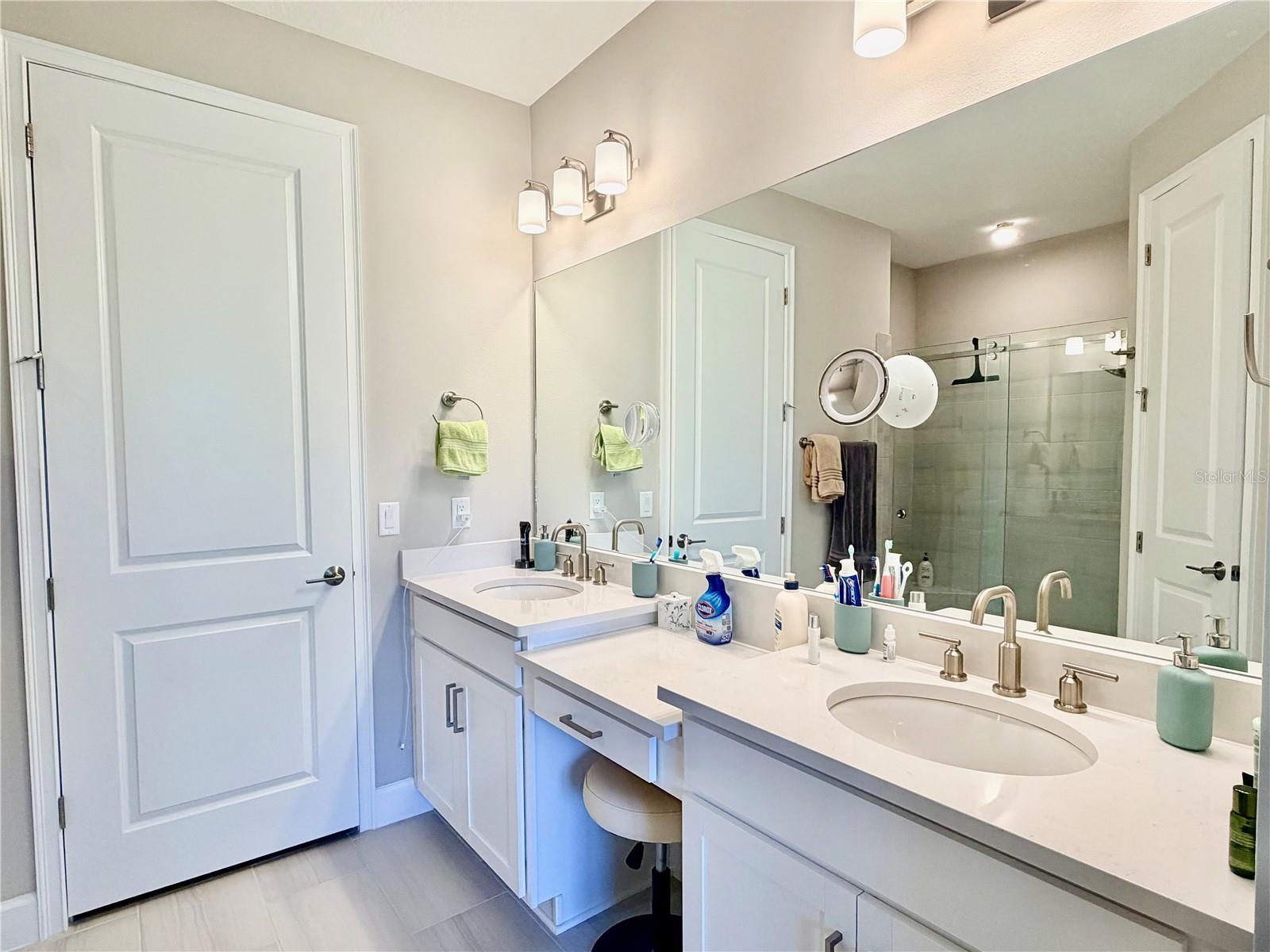 6111 MESA GLEN, BRADENTON, FL, 34203
