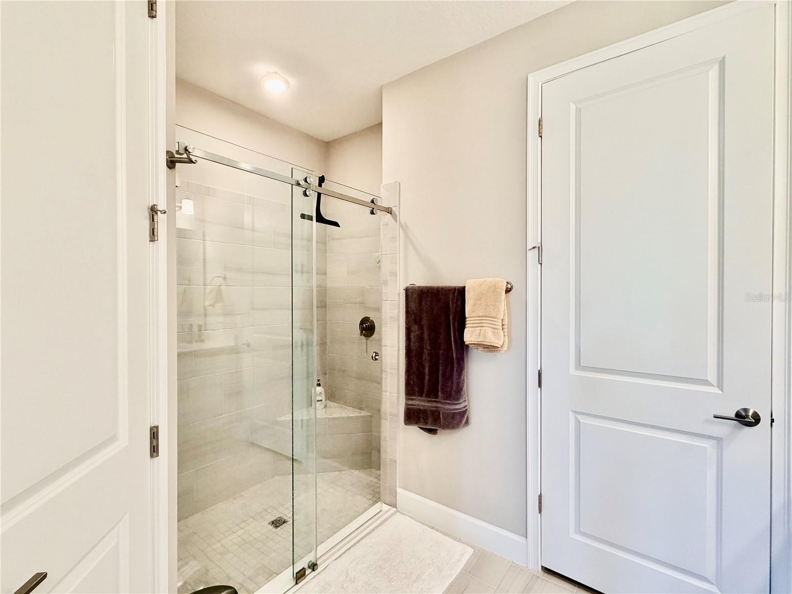6111 MESA GLEN, BRADENTON, FL, 34203