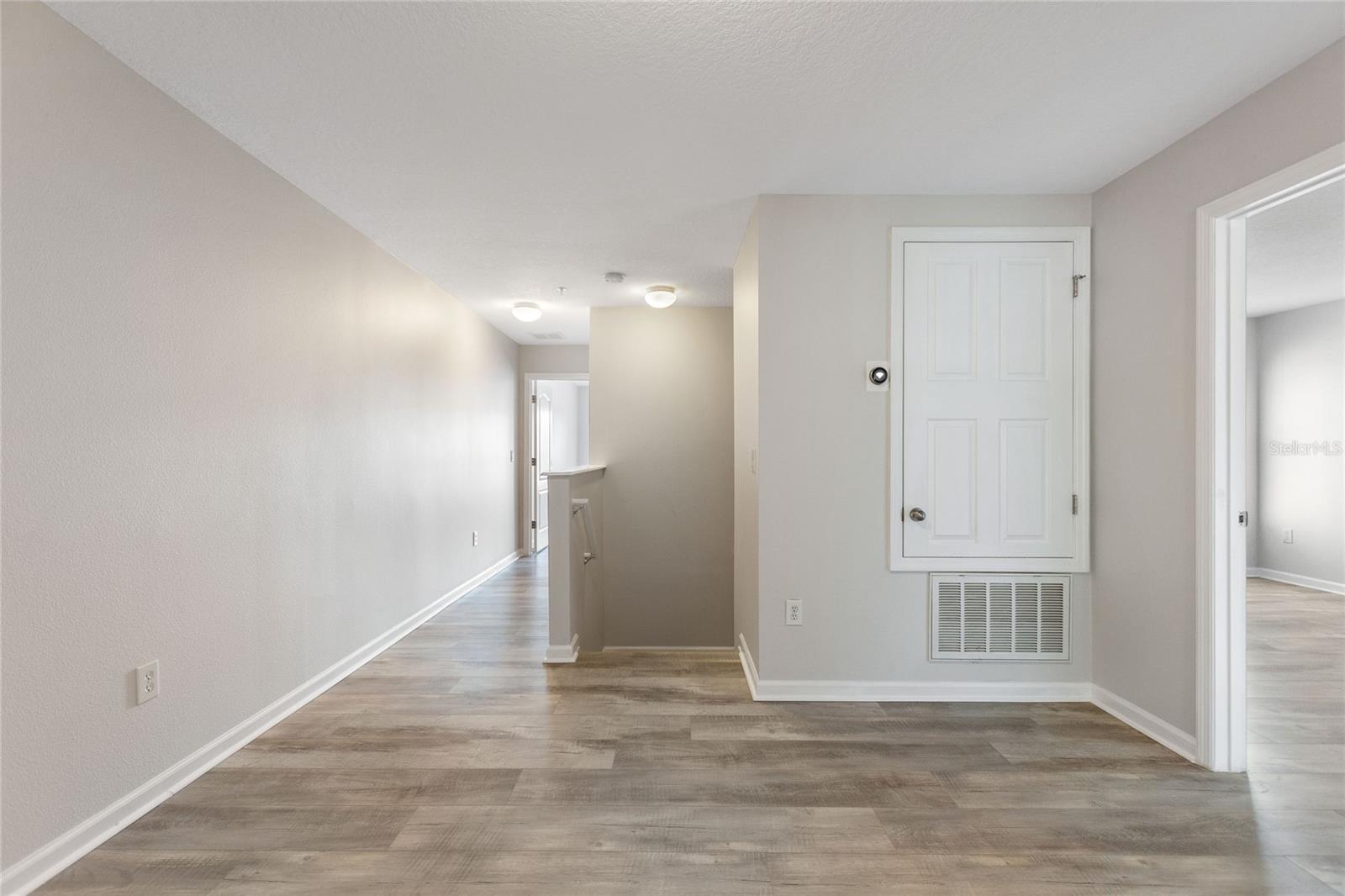 1220 PRIORY CIR, WINTER GARDEN, FL, 34787