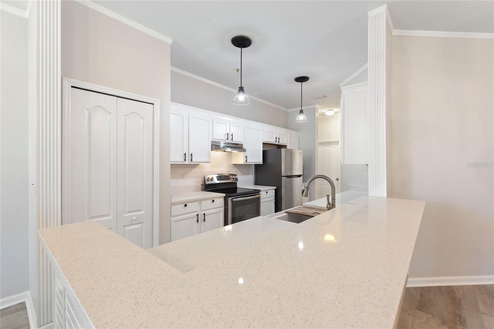 1220 PRIORY CIR, WINTER GARDEN, FL, 34787