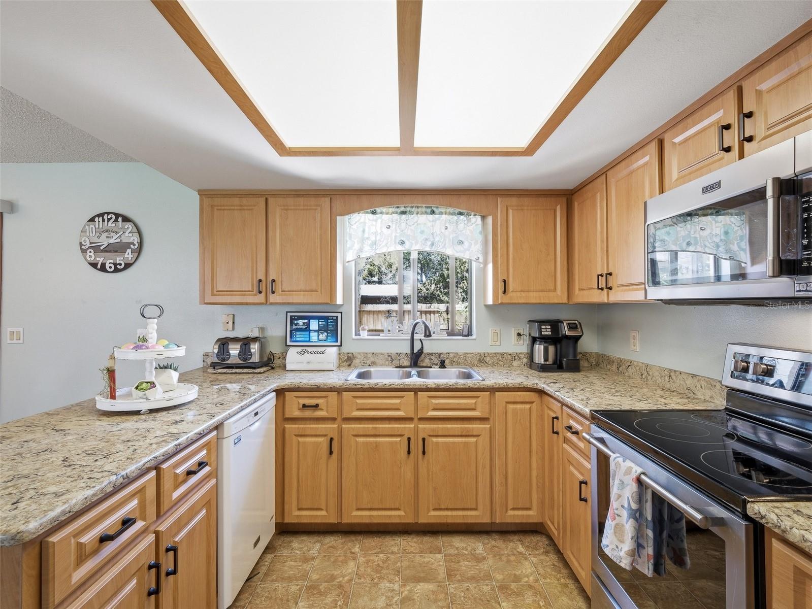 1915 KUMQUAT DR, EDGEWATER, FL, 32141