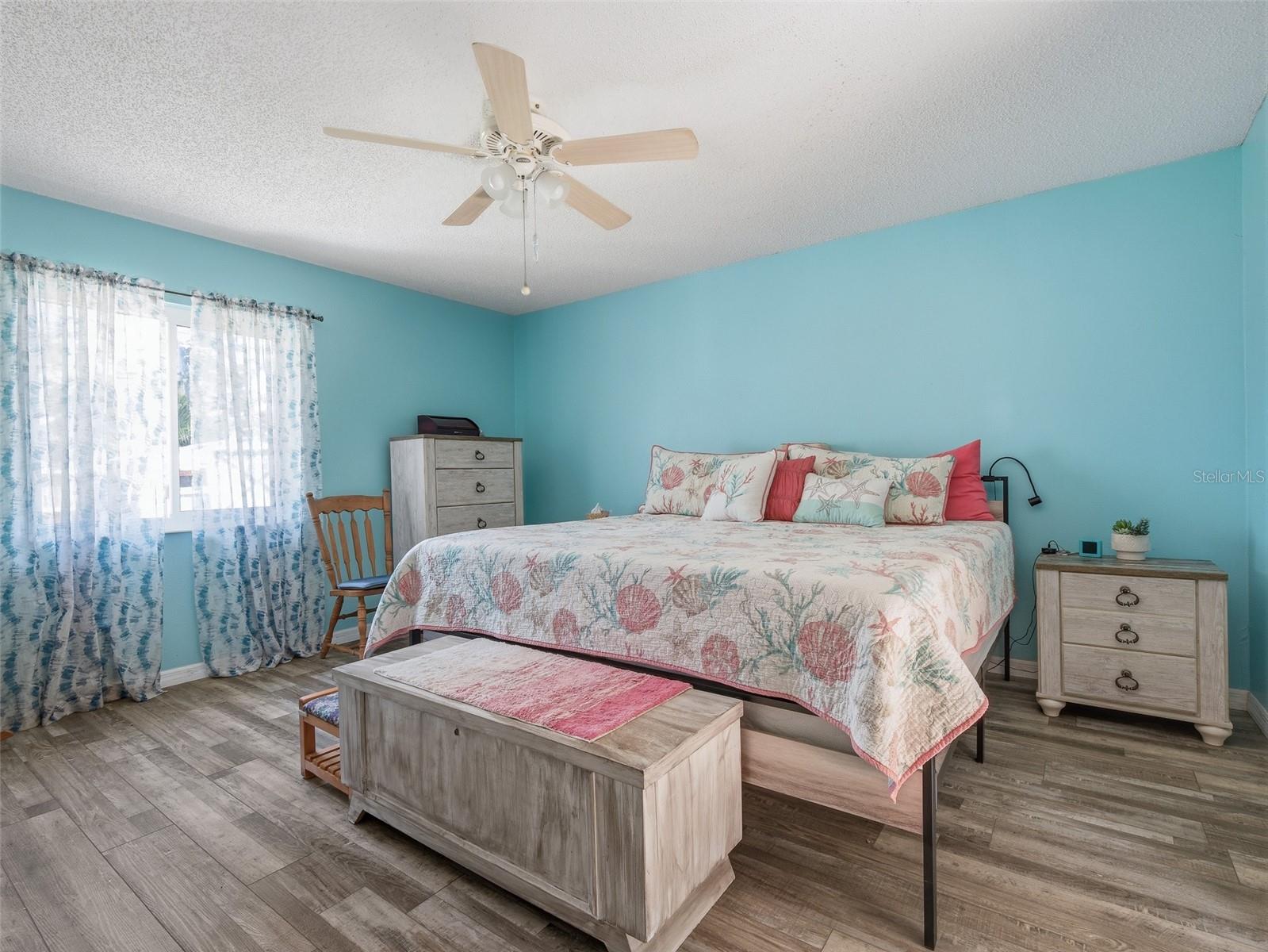 1915 KUMQUAT DR, EDGEWATER, FL, 32141