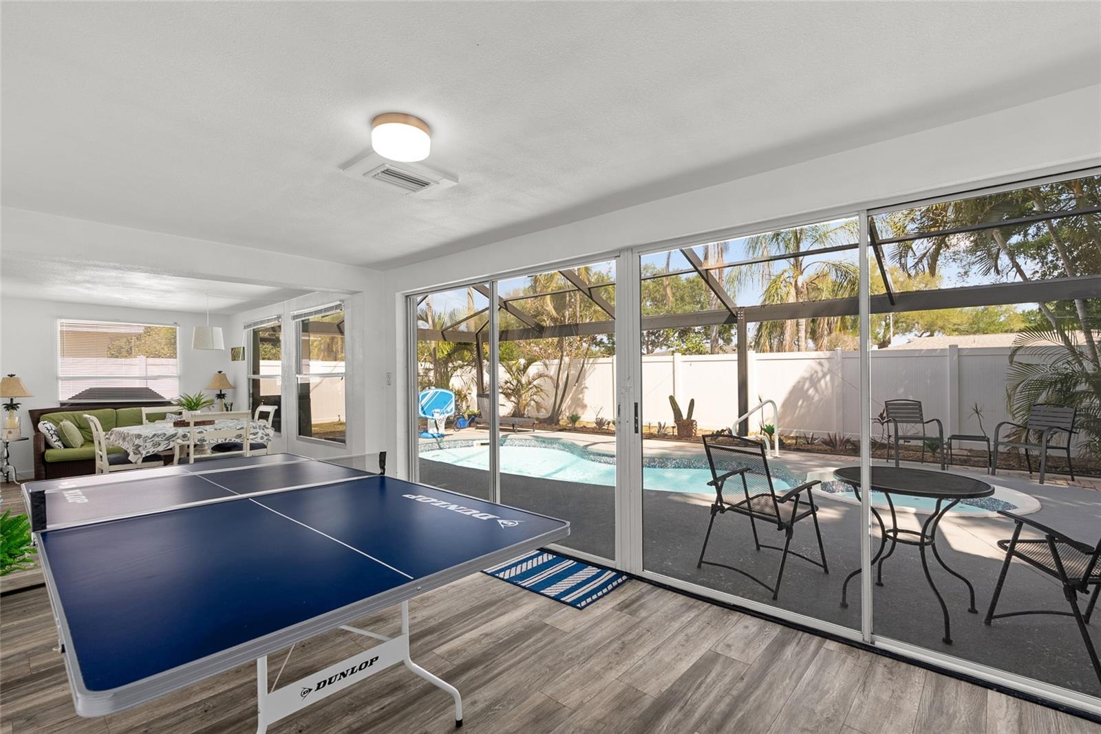 10943 90TH AVE, SEMINOLE, FL, 33772