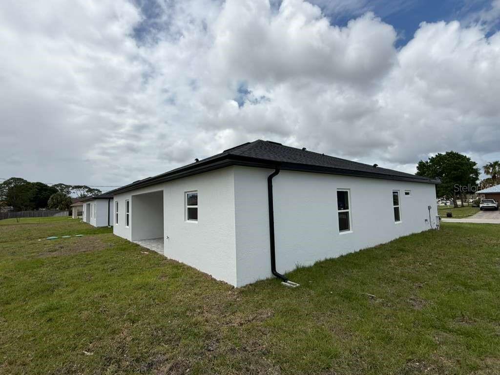 438 AWIN CIR SE, PALM BAY, FL, 32909