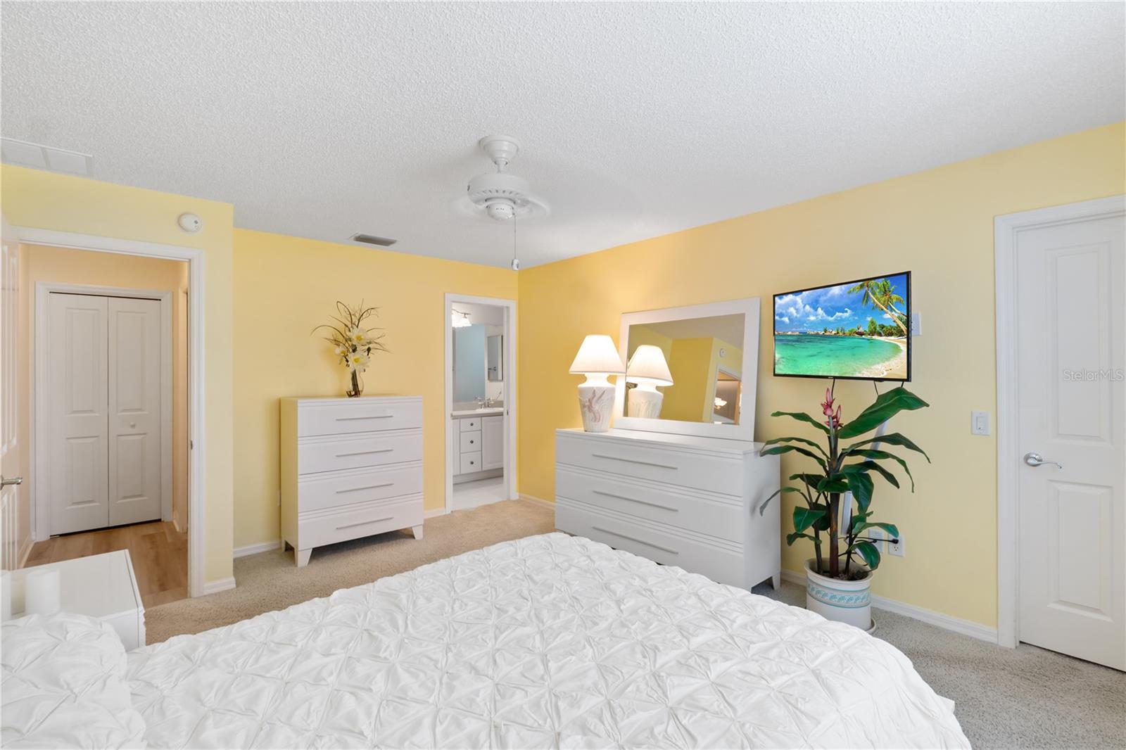 403 MCLEOD LN, THE VILLAGES, FL, 32162
