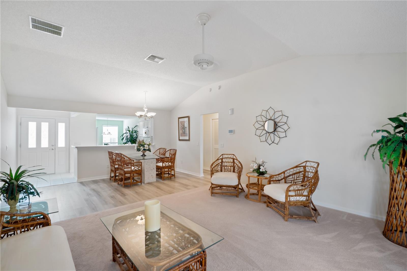 403 MCLEOD LN, THE VILLAGES, FL, 32162