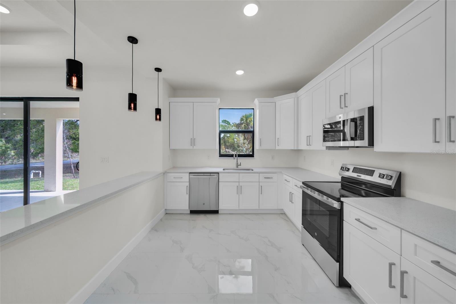 446 SKYLAND LN, PORT CHARLOTTE, FL, 33953