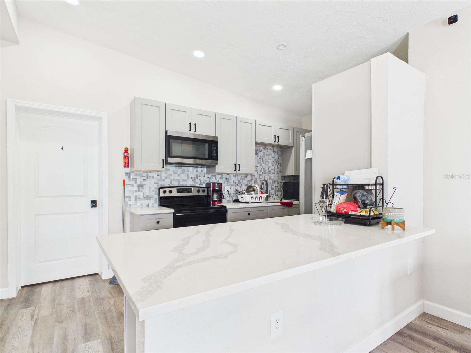 22040 FELTON AVE, PORT CHARLOTTE, FL, 33952
