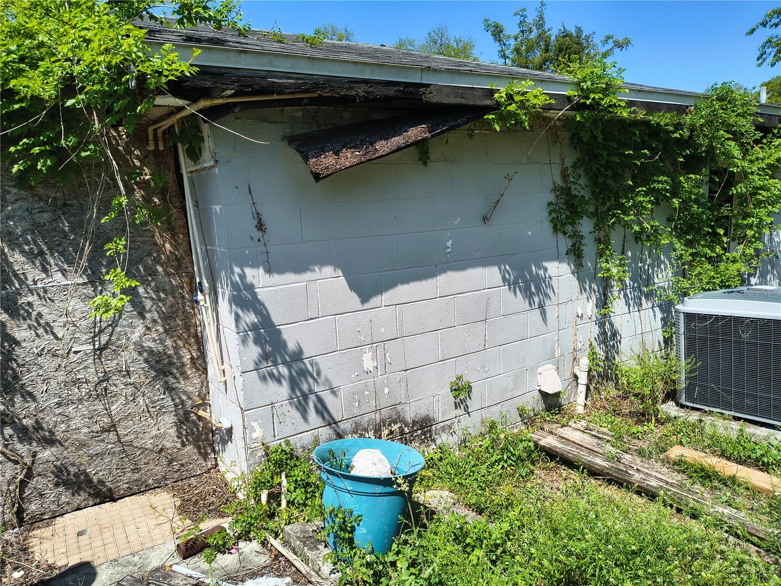 6810 SHADY ACRES BLVD, NEW PORT RICHEY, FL, 34653