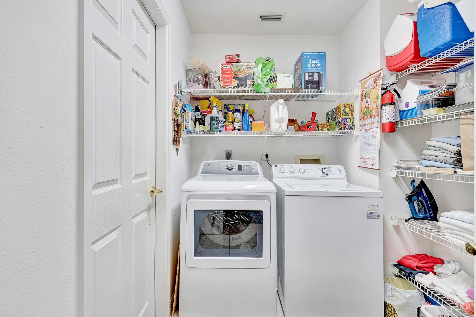 6835 WINSLOW ST, SARASOTA, FL, 34243