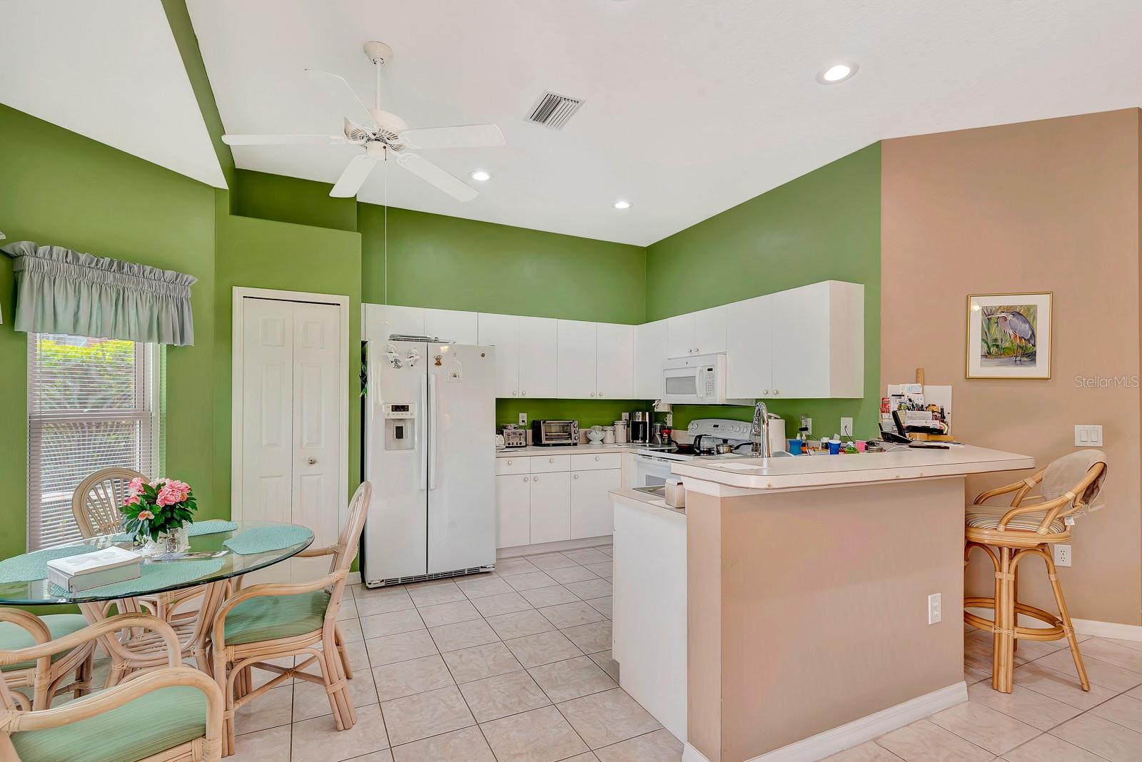 6835 WINSLOW ST, SARASOTA, FL, 34243