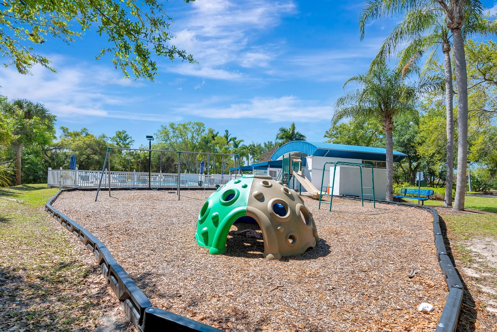 6835 WINSLOW ST, SARASOTA, FL, 34243