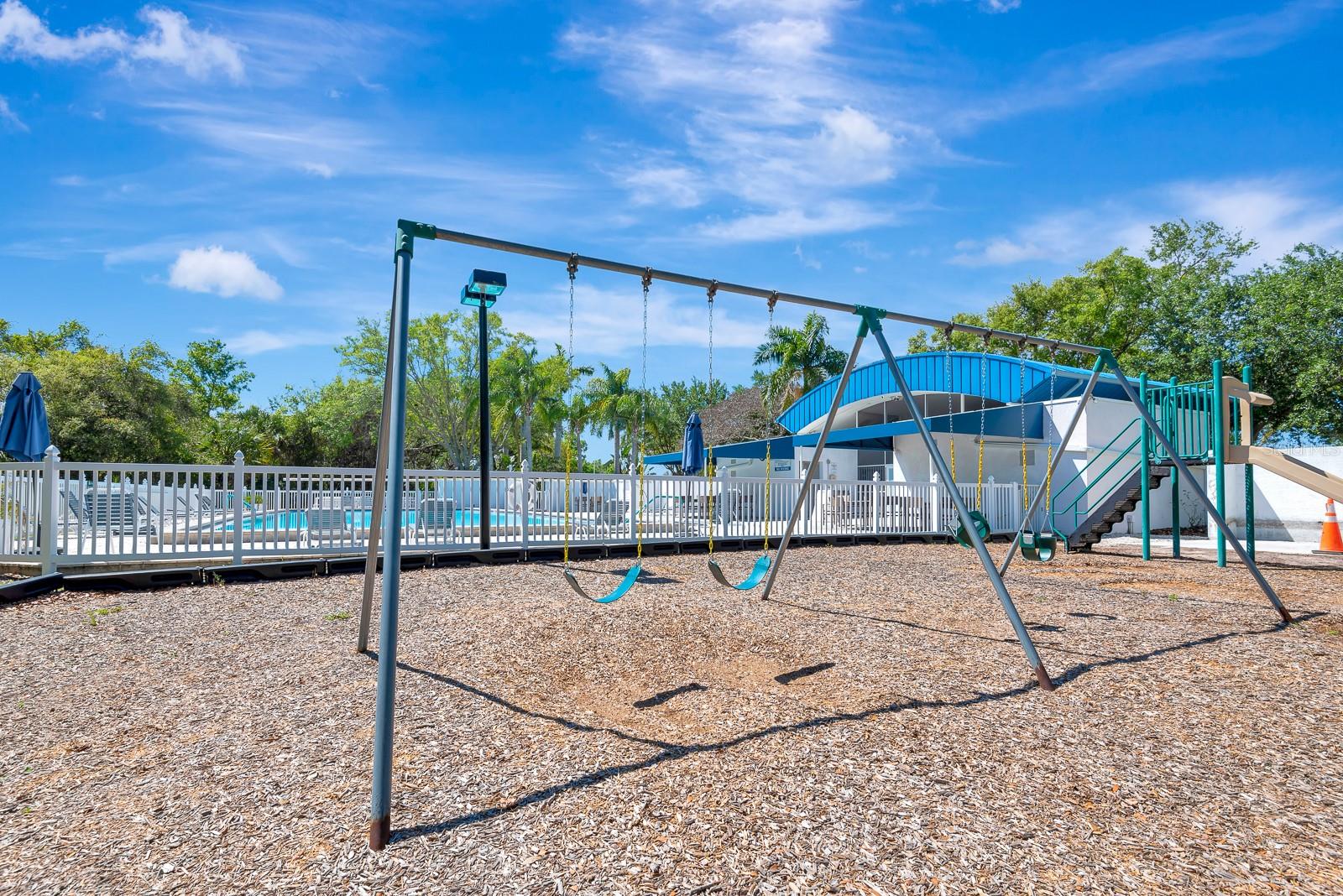 6835 WINSLOW ST, SARASOTA, FL, 34243