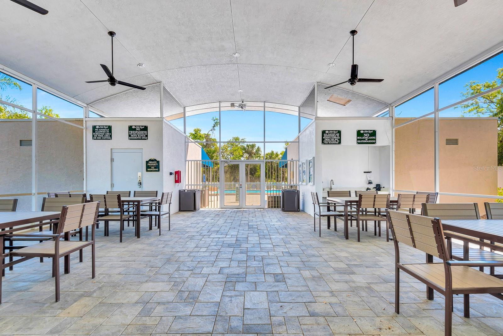 6835 WINSLOW ST, SARASOTA, FL, 34243