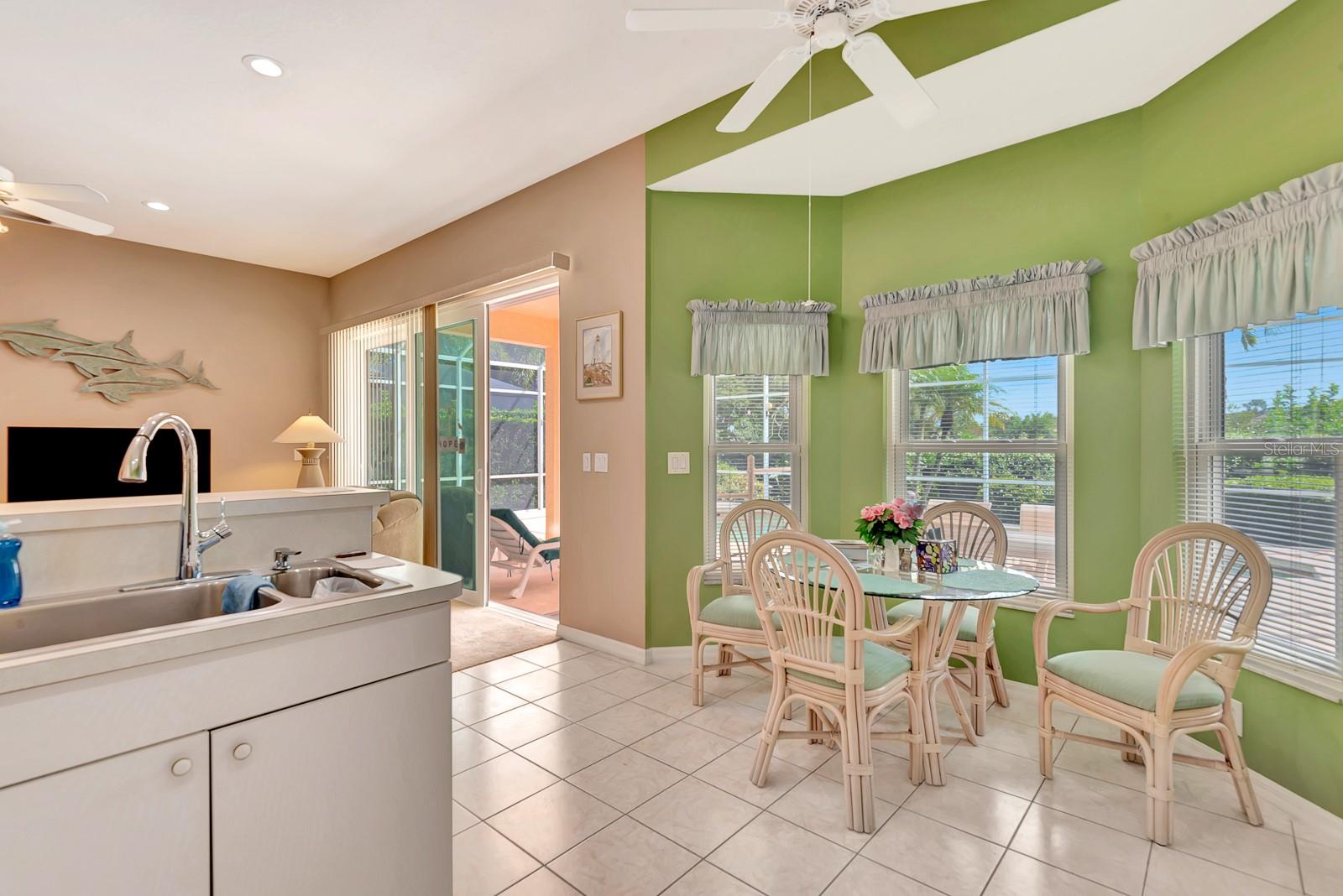 6835 WINSLOW ST, SARASOTA, FL, 34243