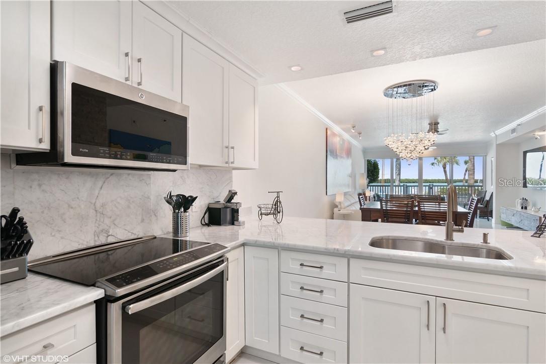 615 DREAM ISLAND RD #107, LONGBOAT KEY, FL, 34228