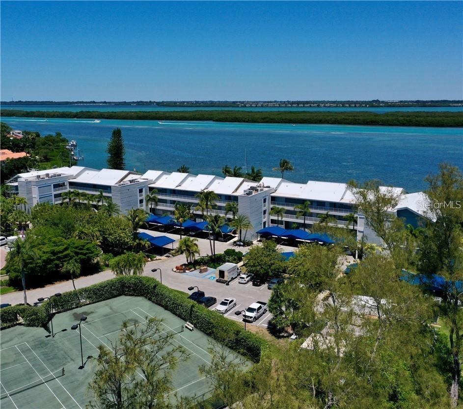 615 DREAM ISLAND RD #107, LONGBOAT KEY, FL, 34228