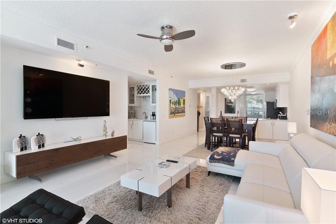 615 DREAM ISLAND RD #107, LONGBOAT KEY, FL, 34228