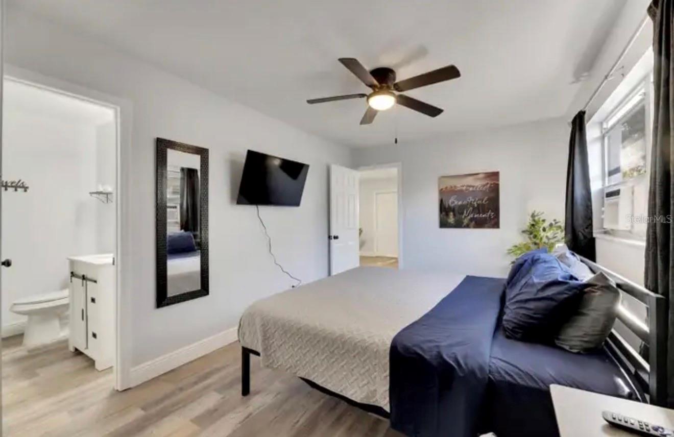 4513 W MCELROY AVE, TAMPA, FL, 33611
