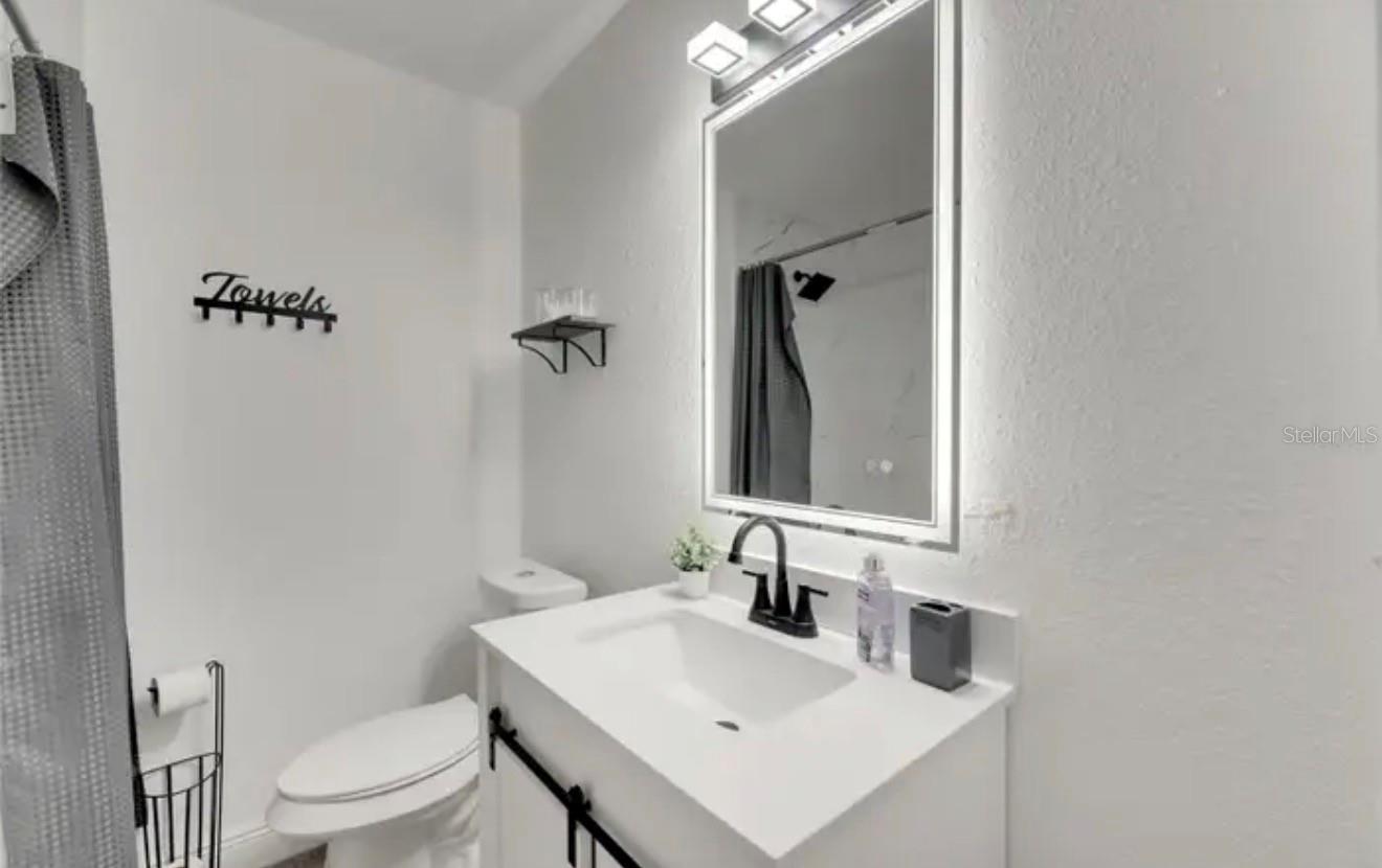 4513 W MCELROY AVE, TAMPA, FL, 33611