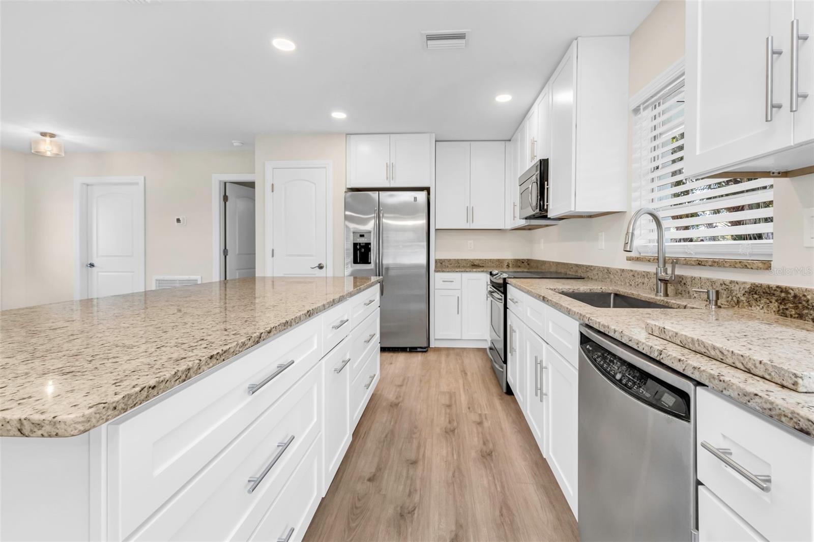 21025 PEACHLAND BLVD, PORT CHARLOTTE, FL, 33954