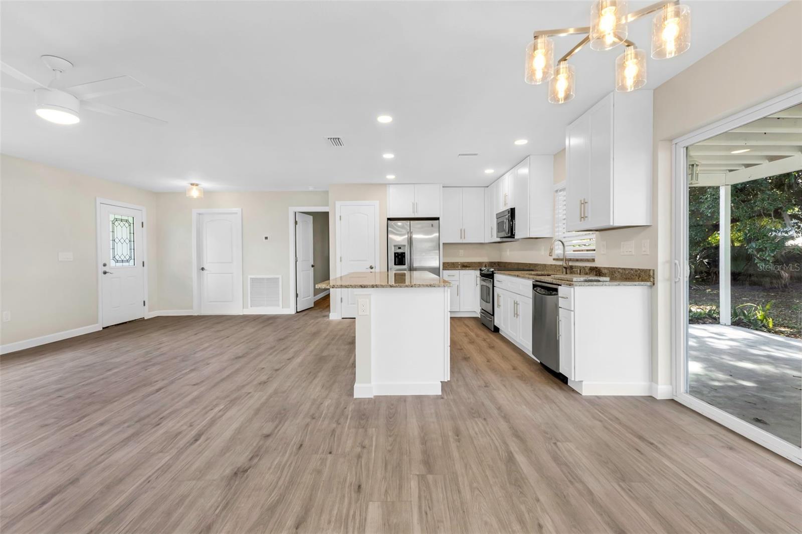 21025 PEACHLAND BLVD, PORT CHARLOTTE, FL, 33954