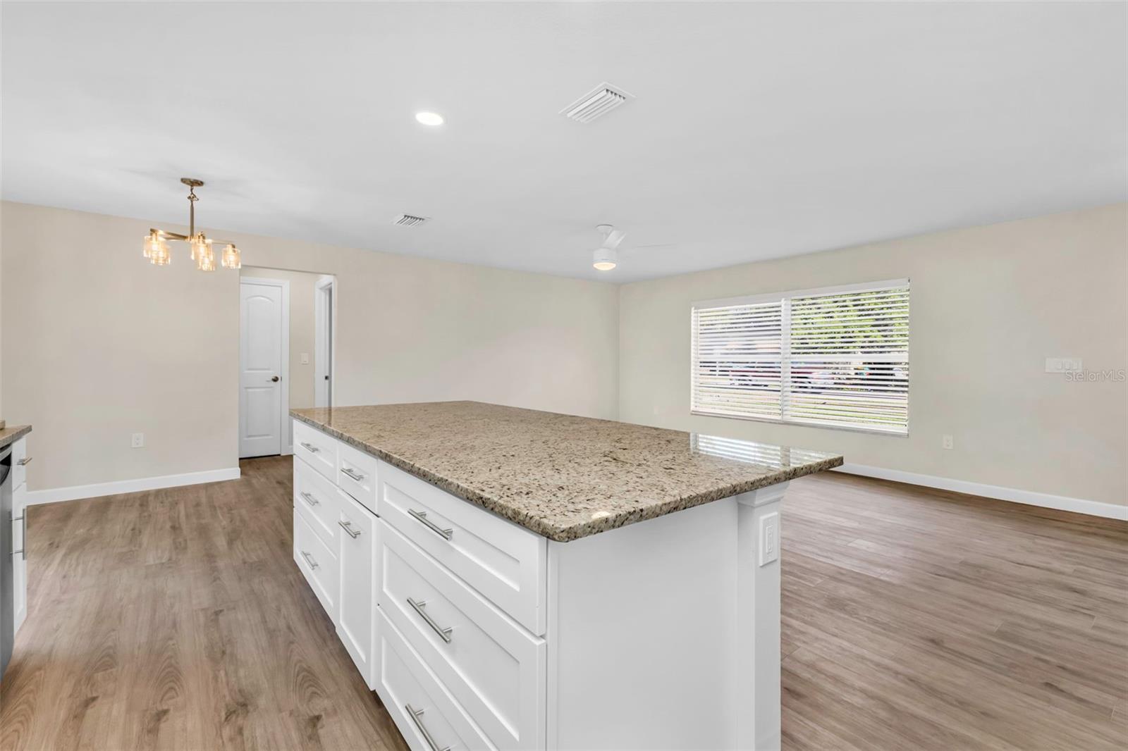 21025 PEACHLAND BLVD, PORT CHARLOTTE, FL, 33954