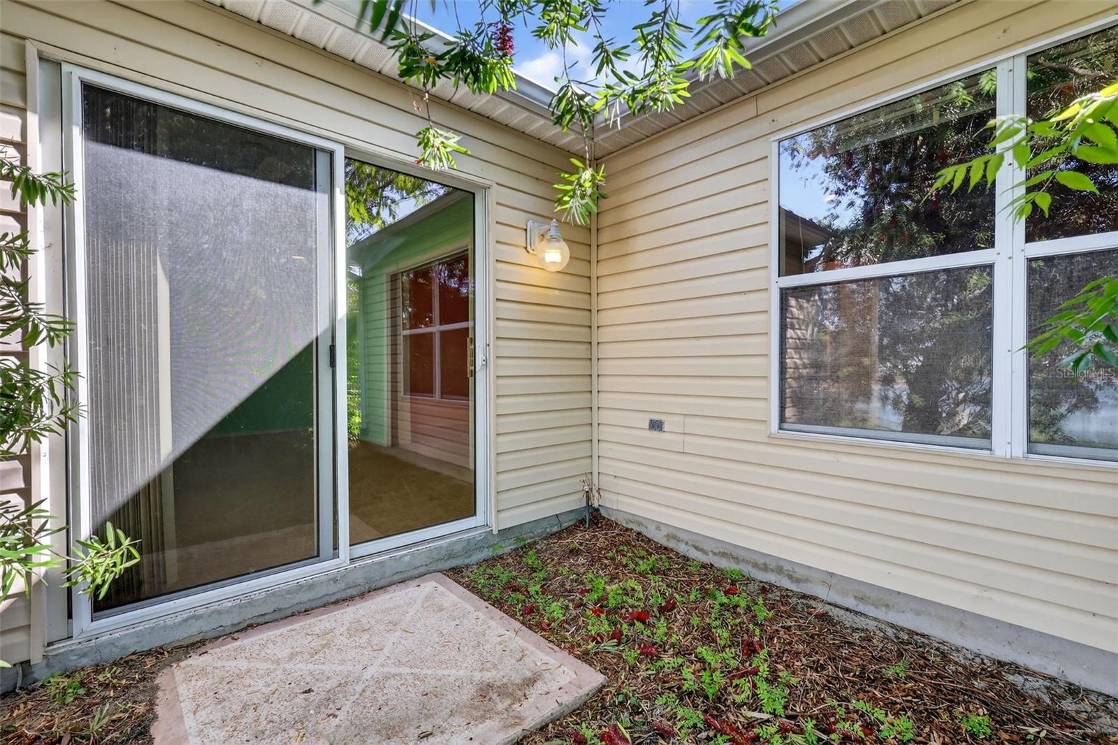 930 CAMINO DEL REY DR, THE VILLAGES, FL, 32159