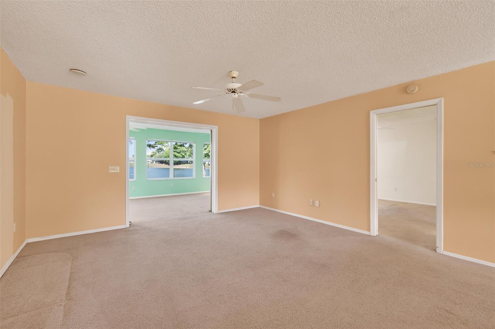 930 CAMINO DEL REY DR, THE VILLAGES, FL, 32159