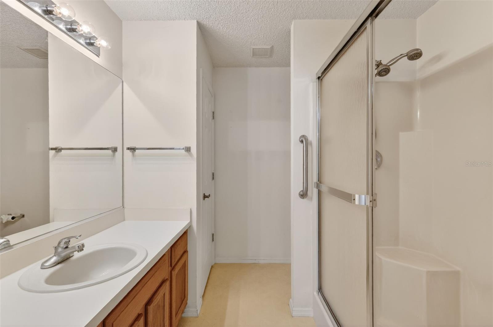 930 CAMINO DEL REY DR, THE VILLAGES, FL, 32159