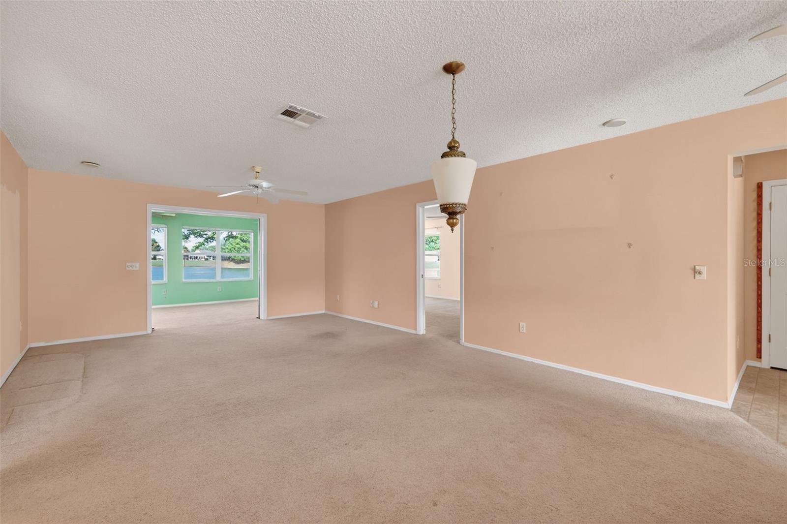 930 CAMINO DEL REY DR, THE VILLAGES, FL, 32159