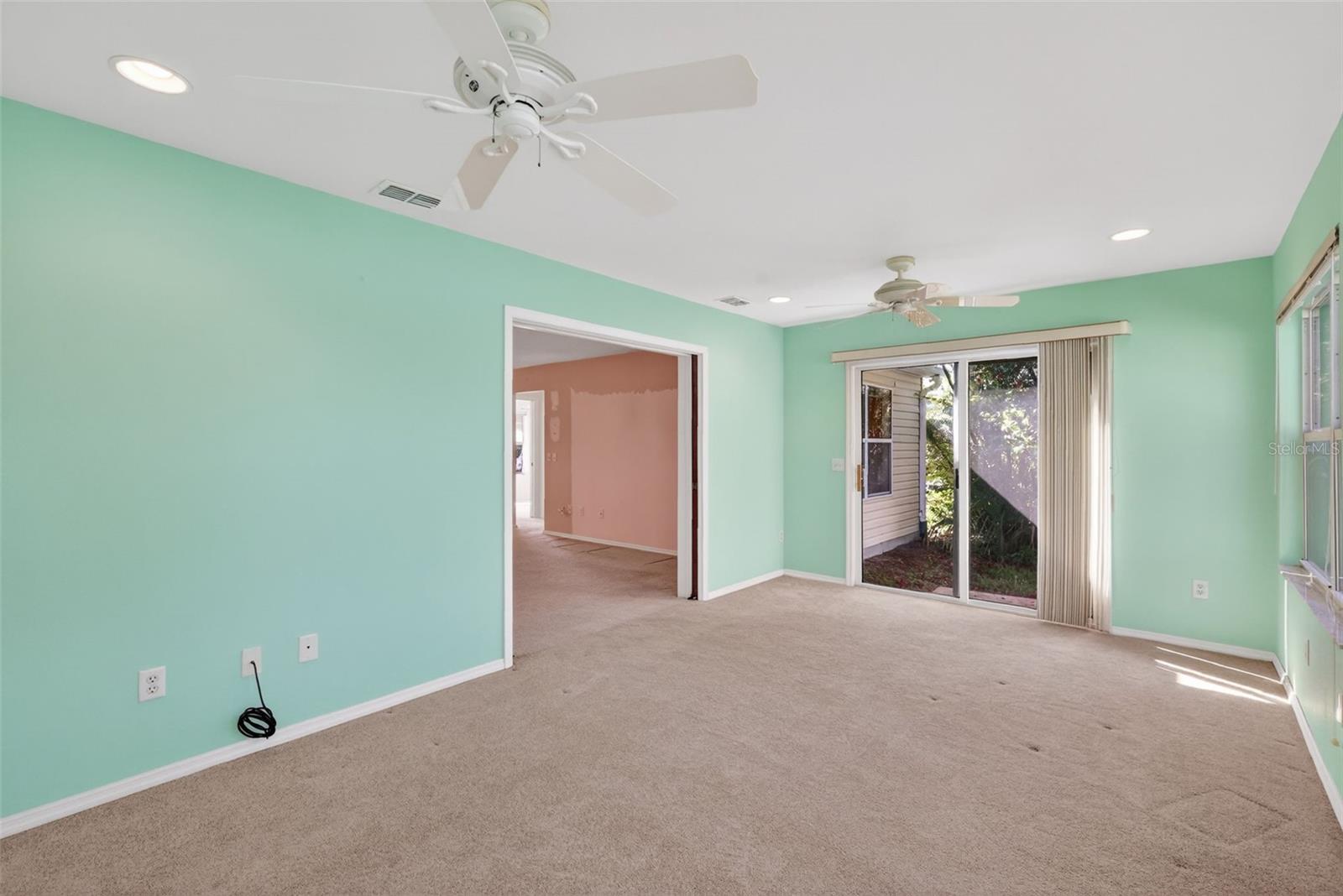 930 CAMINO DEL REY DR, THE VILLAGES, FL, 32159