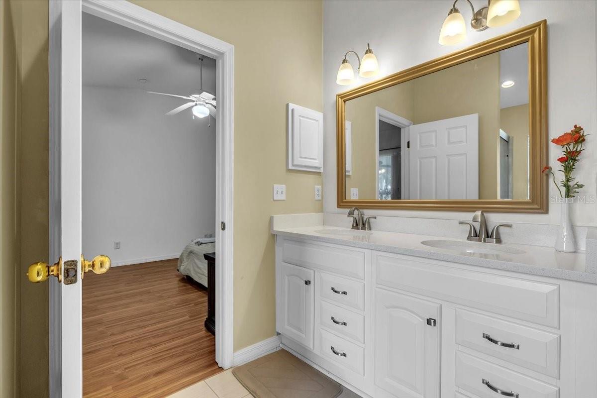 8571 GASSNER WAY, LEHIGH ACRES, FL, 33972