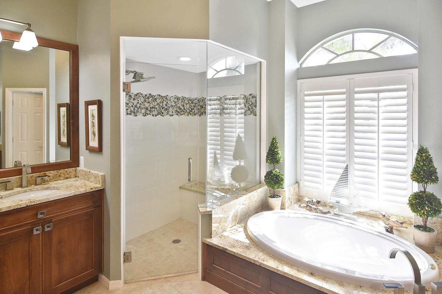 1160 HIGHLAND GREENS DR, VENICE, FL, 34285