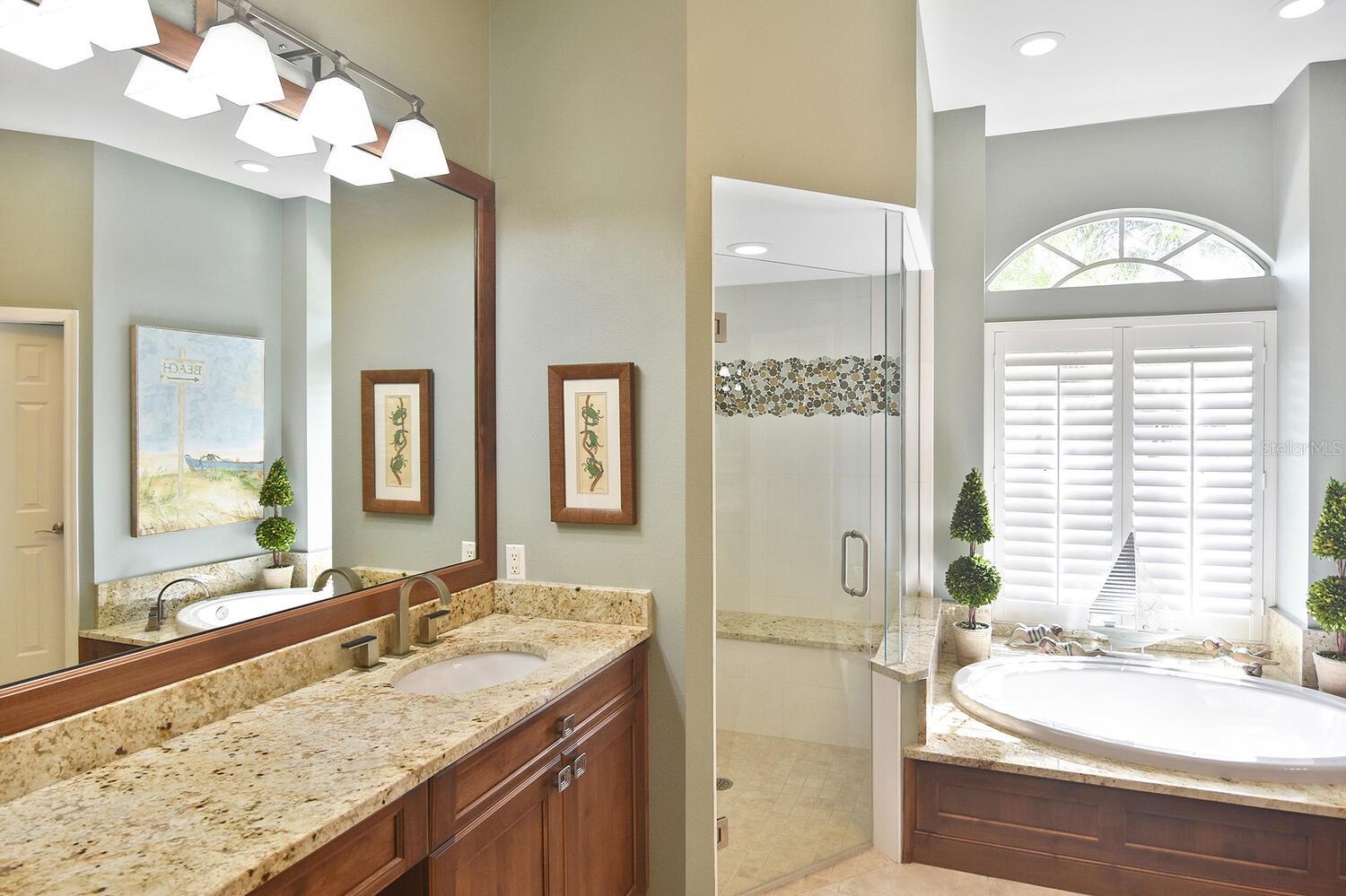 1160 HIGHLAND GREENS DR, VENICE, FL, 34285