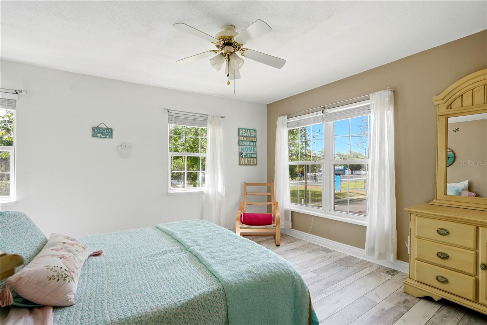516 5TH AVE N, SAFETY HARBOR, FL, 34695
