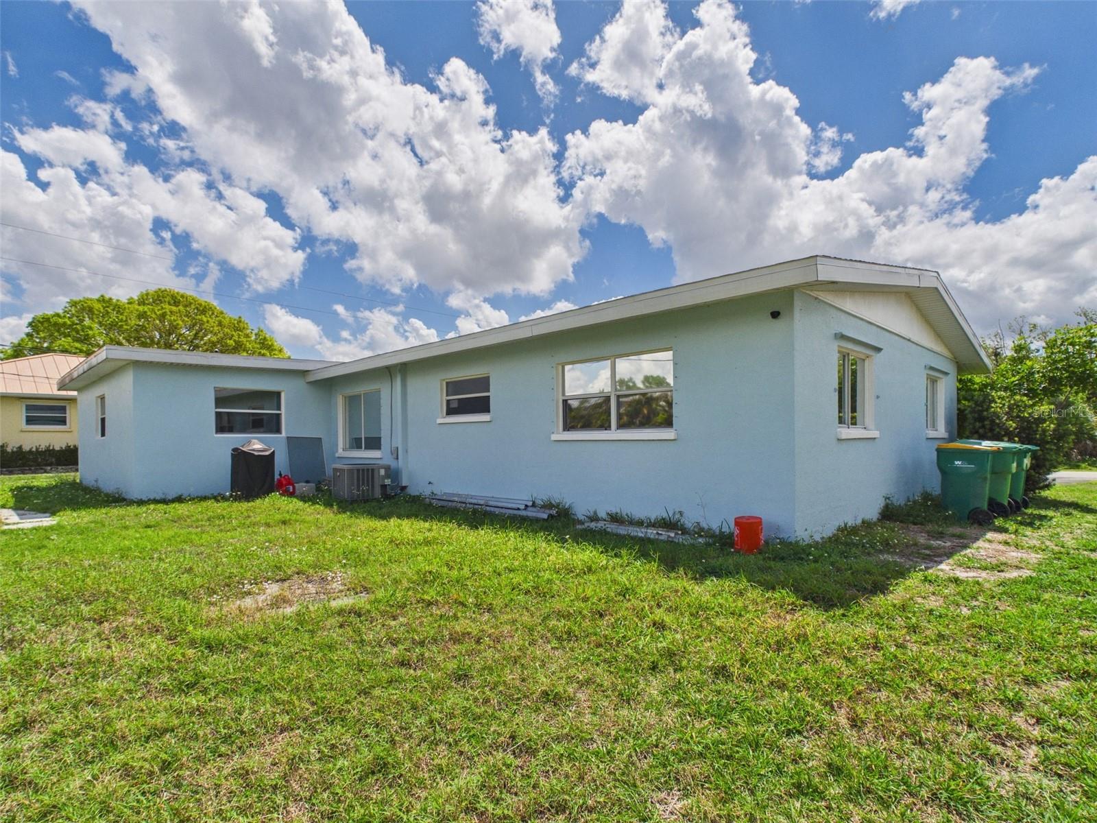 420 GREENWICH AVE NW, PORT CHARLOTTE, FL, 33952