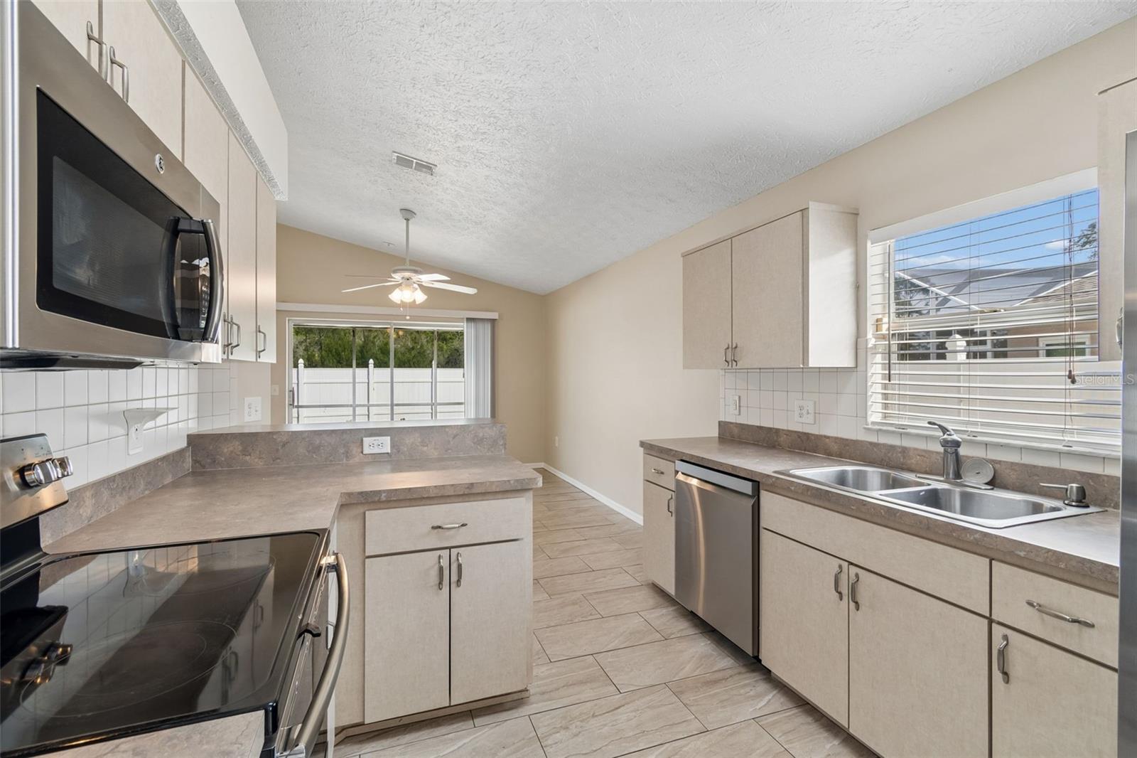 7904 FLORADORA DR, NEW PORT RICHEY, FL, 34654