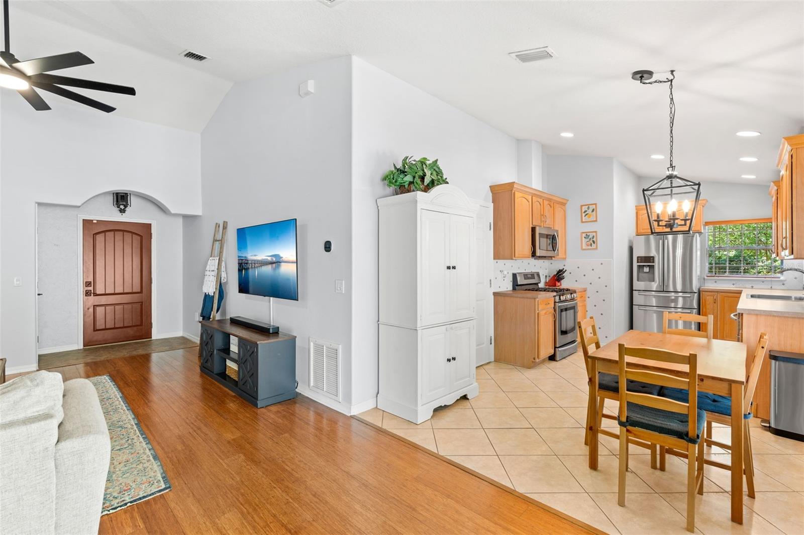 870 CARLSON DR, ORLANDO, FL, 32804