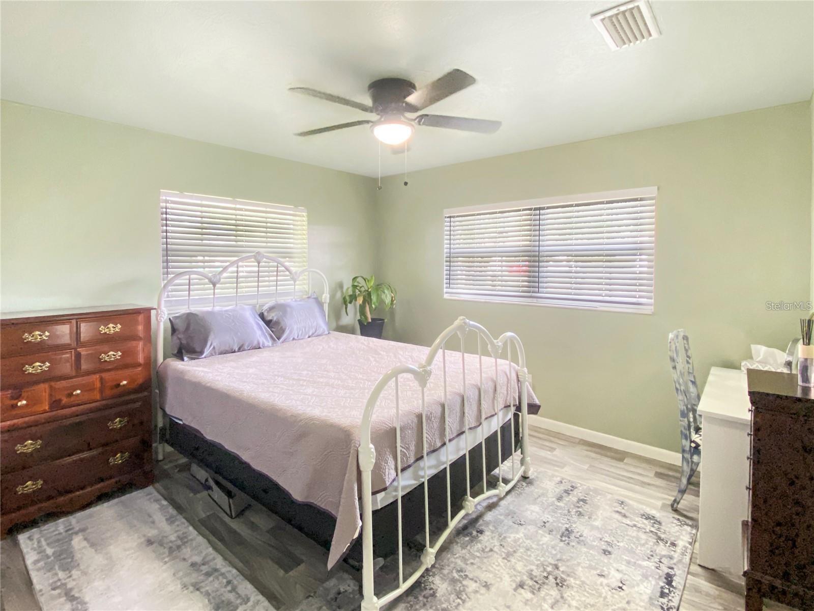 228 SE OAK HILL ST, LAKE CITY, FL, 32025
