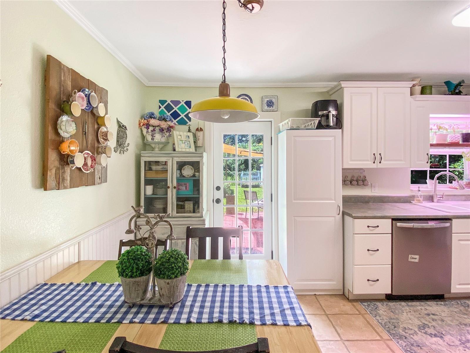 228 SE OAK HILL ST, LAKE CITY, FL, 32025